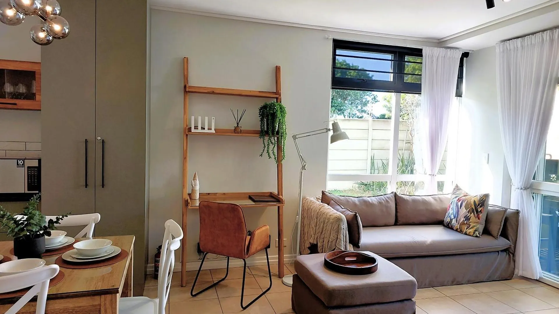 דירות פורט אליזבת' Brizzy'S Garden Luxe Retreat Great Location!