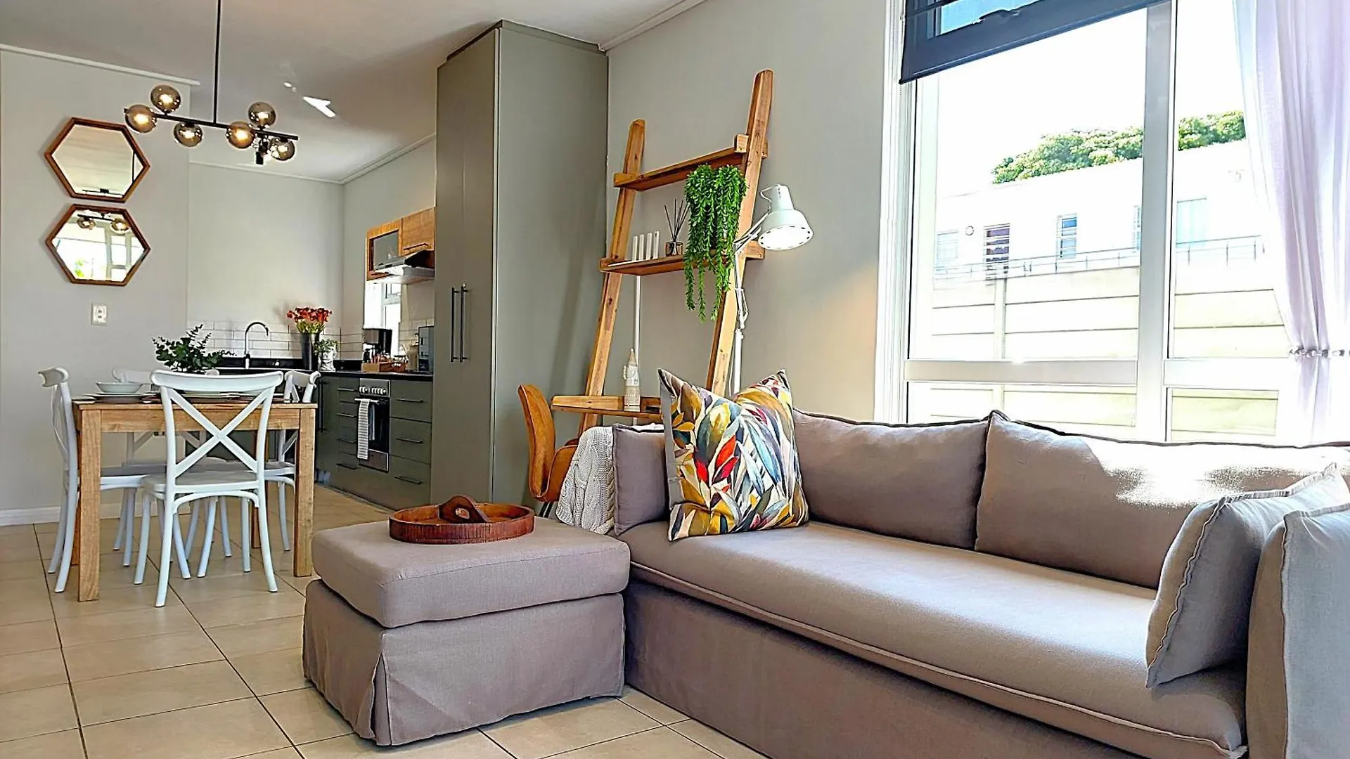 דירות פורט אליזבת' Brizzy'S Garden Luxe Retreat Great Location!